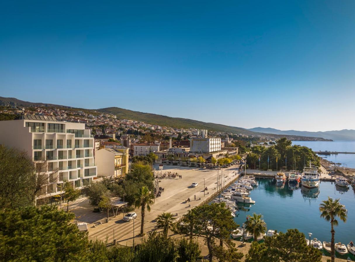 Aminess Younique Narrivi Hotel Цриквеница Экстерьер фото